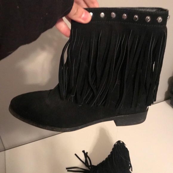 Michael Kors Fringe Boot size 6.5 - Picture 3 of 3